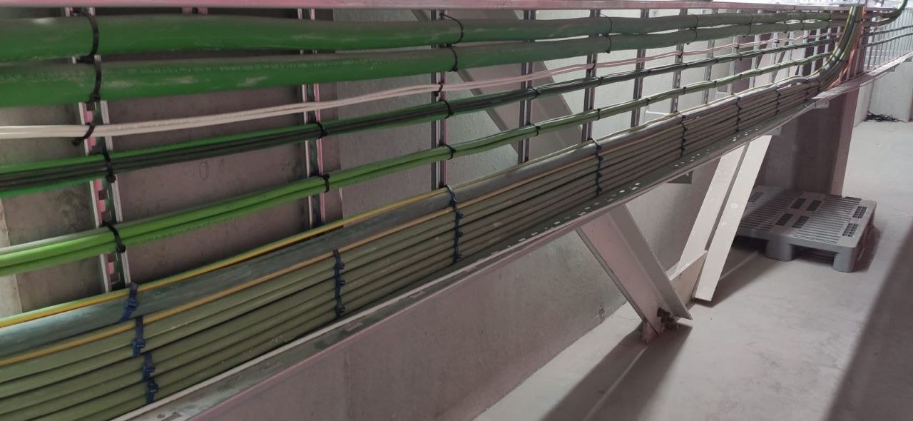 Kwalificatie zit in de details: Industrieel kabelbeheer bij La Lorraine in Erpe-Mere